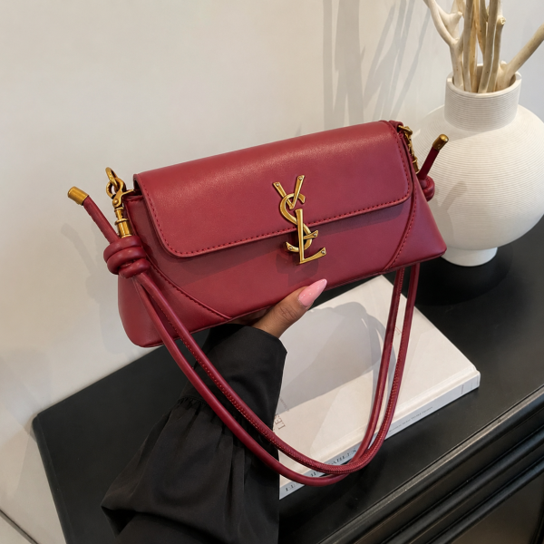 Alora Structured Shoulder Bag - Burgundy