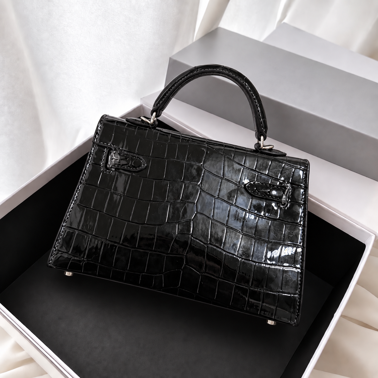 Vexa Mini Luxury Croc Bag – Black Vexa Mini Luxury Croc Bag – Black - Image 3
