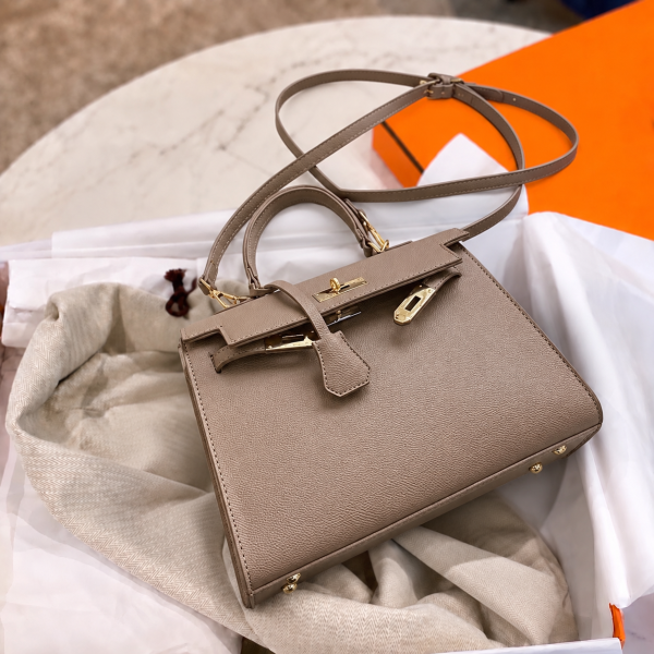 Alternative view of Kylie Luxury Handbag - Nude